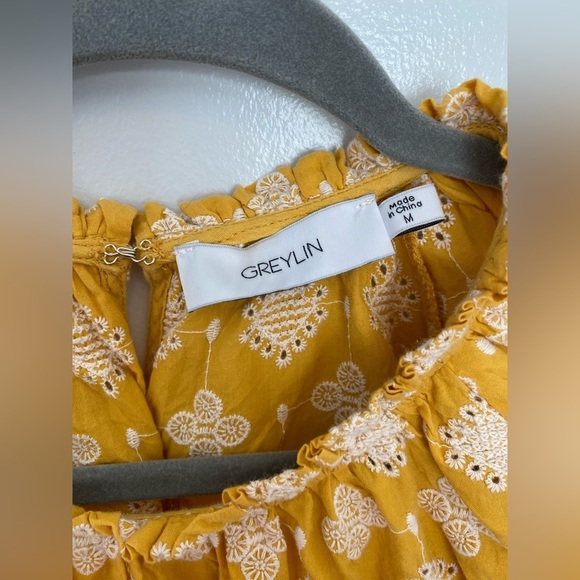 Greylin Embroidered Flutter Sleeve Top - Picture 4 of 4